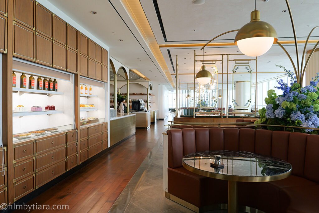 Mid-century modern dining room interior at Restaurant Voisin
